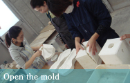 Open the mold